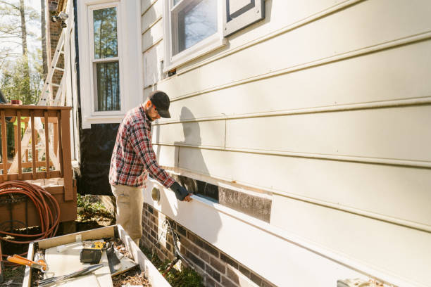 Trusted Storm Damage Siding Repair service in Hagerstown, IN - Creative Siding